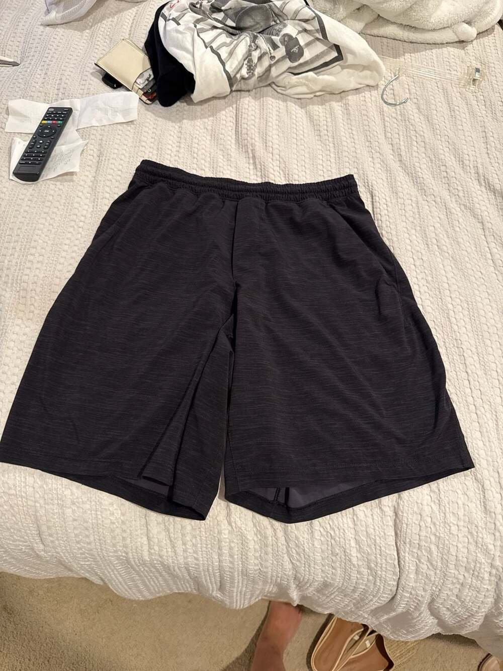 Lululemon Men's T.H.E. Short 9" Linerless Heathered Black Track Space Dye (44)